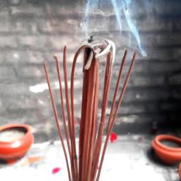 What Are Incense Sticks Made Of? A Detailed Guide to Incense Ingredients