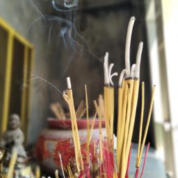 Recognizing Allergic Reactions to Incense in Pets